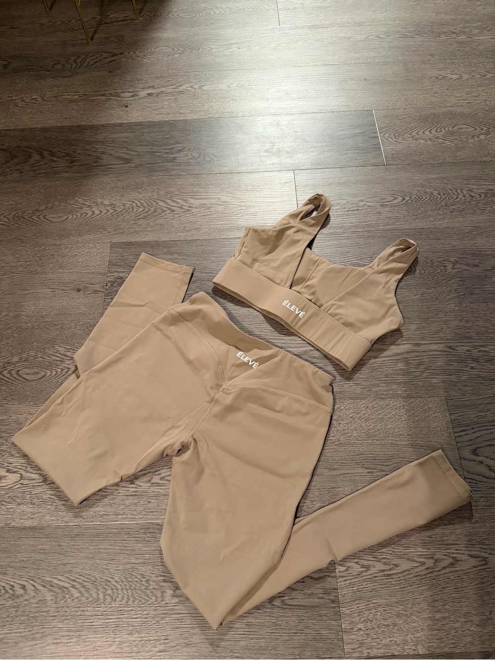 ELÉVÉ Beige Sports Bra and Leggings Set